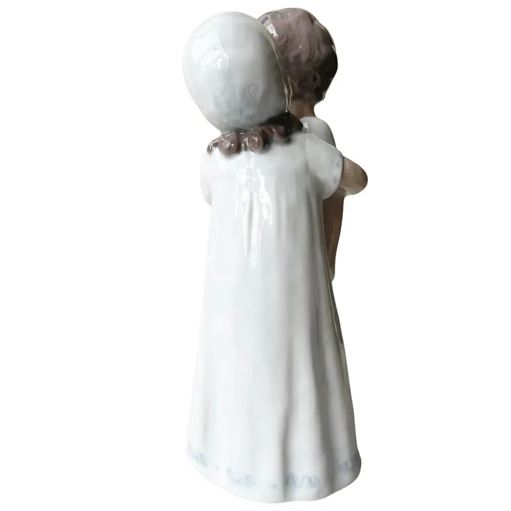 BING & GRONDAHL 1614 Porcelain Figurine I.P.I. Love Refused Boy Girl Denmark EUC